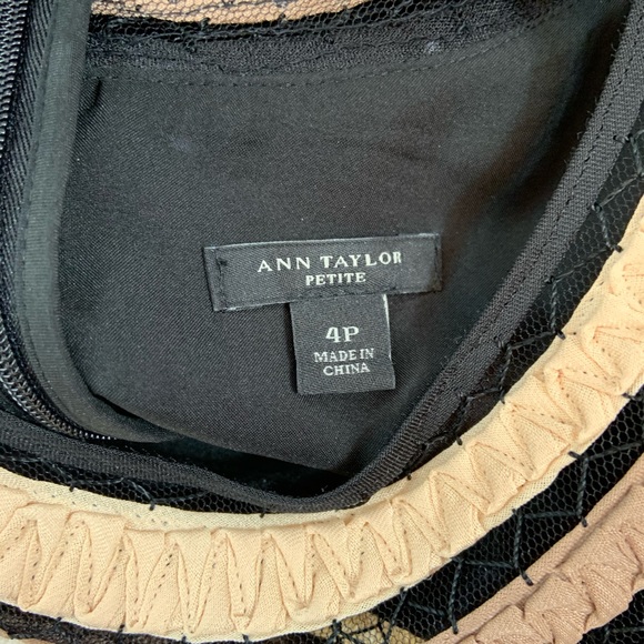 Ann Taylor Shift Dress Black 4P - Picture 3 of 4